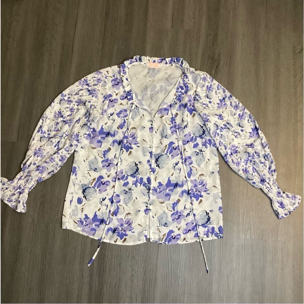 C+D+M long sleeve blouse top flowy bell sleeves Floral Blue Cream and Brown Size